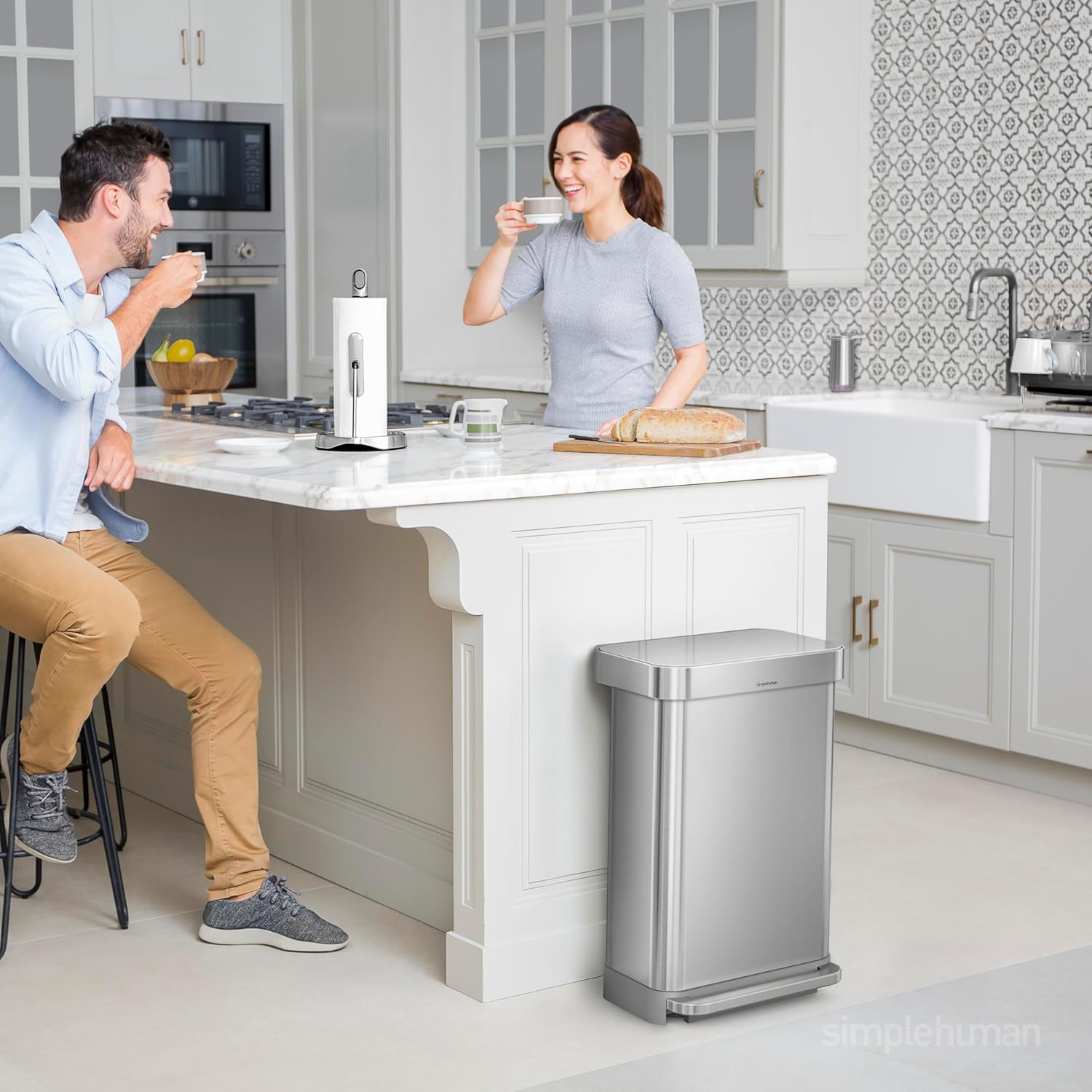 Hands - Free Kitchen Step Trash Can with Soft - Close Lid - Fredblissful